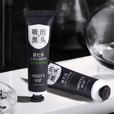 Masque Peel-Off au Charbon Actif – Anti Points Noirs & Pores Dilatés
